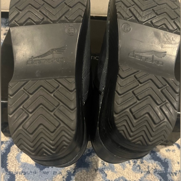 Woman’s Dansko Clogs Blueberry Oiled Leather Professional Clog Size 38 - Picture 4 of 8